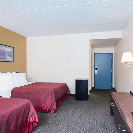 Days Inn By Wyndham チェンバーズバーグ エクステリア 写真
