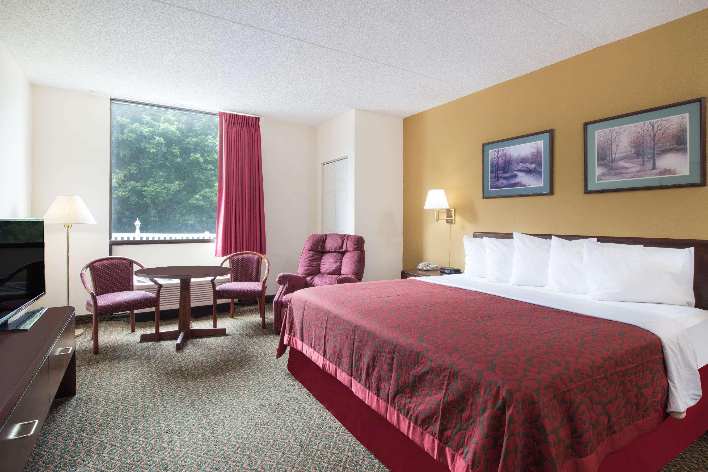 Days Inn By Wyndham チェンバーズバーグ エクステリア 写真